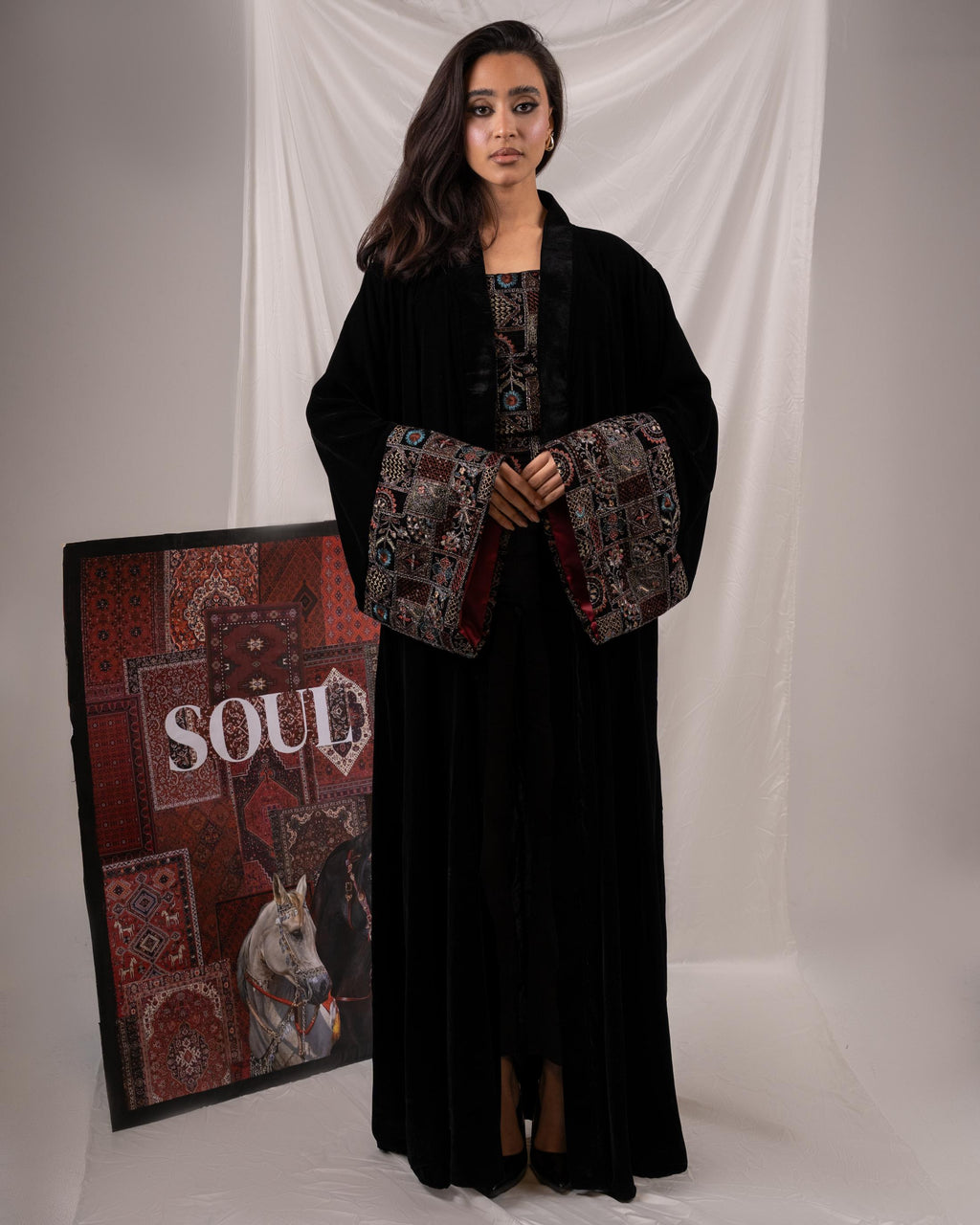 Qamar Kaftan 01