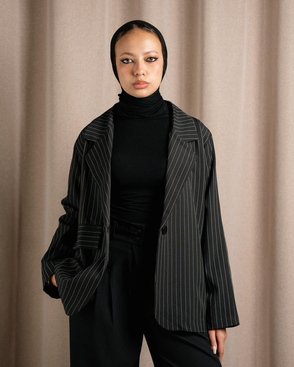 Noir Long Blazer – Striped