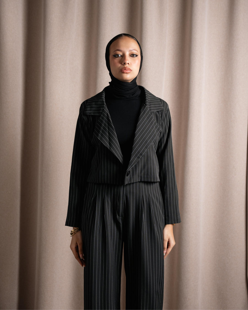 Noir Short Blazer – Striped